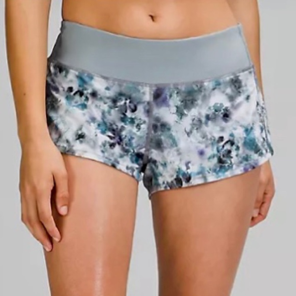 Lululemon Speed Up MR Lines 4” Shorts
